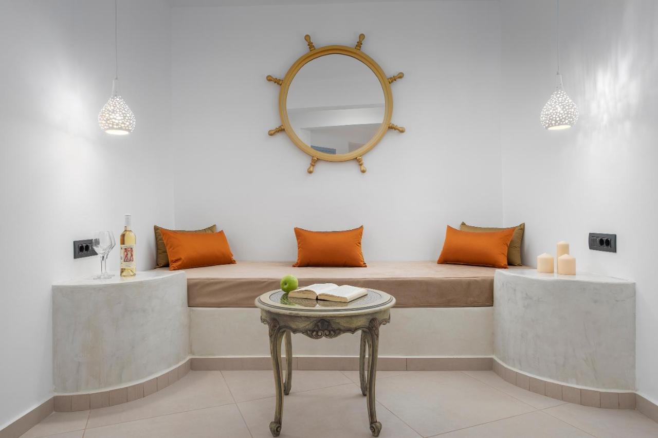 Sole D'Oro Luxury Suites Oia  Exterior photo